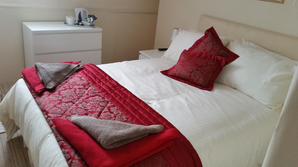The Trevelyan Hotel Morecambe Room photo