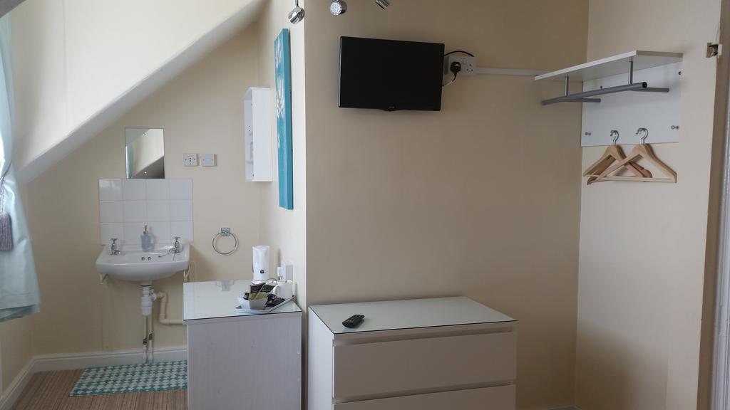 The Trevelyan Hotel Morecambe Room photo