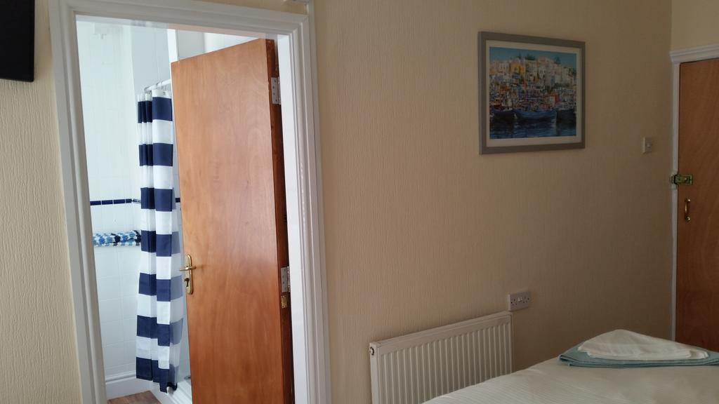 The Trevelyan Hotel Morecambe Room photo